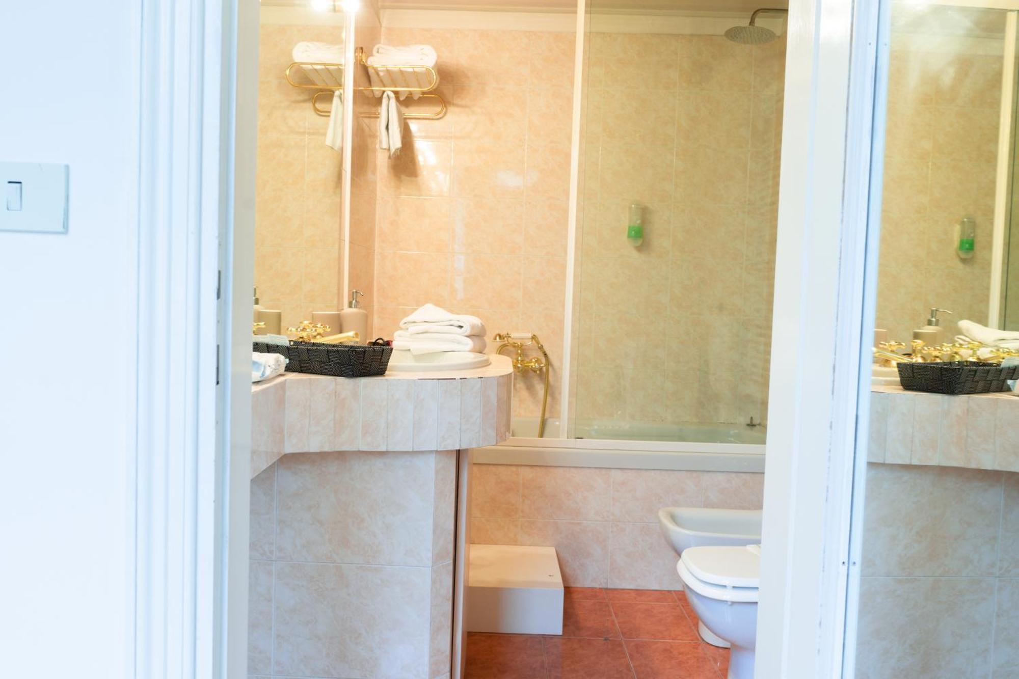Citystay I Indipendenza Grand Apartment Болонья Экстерьер фото